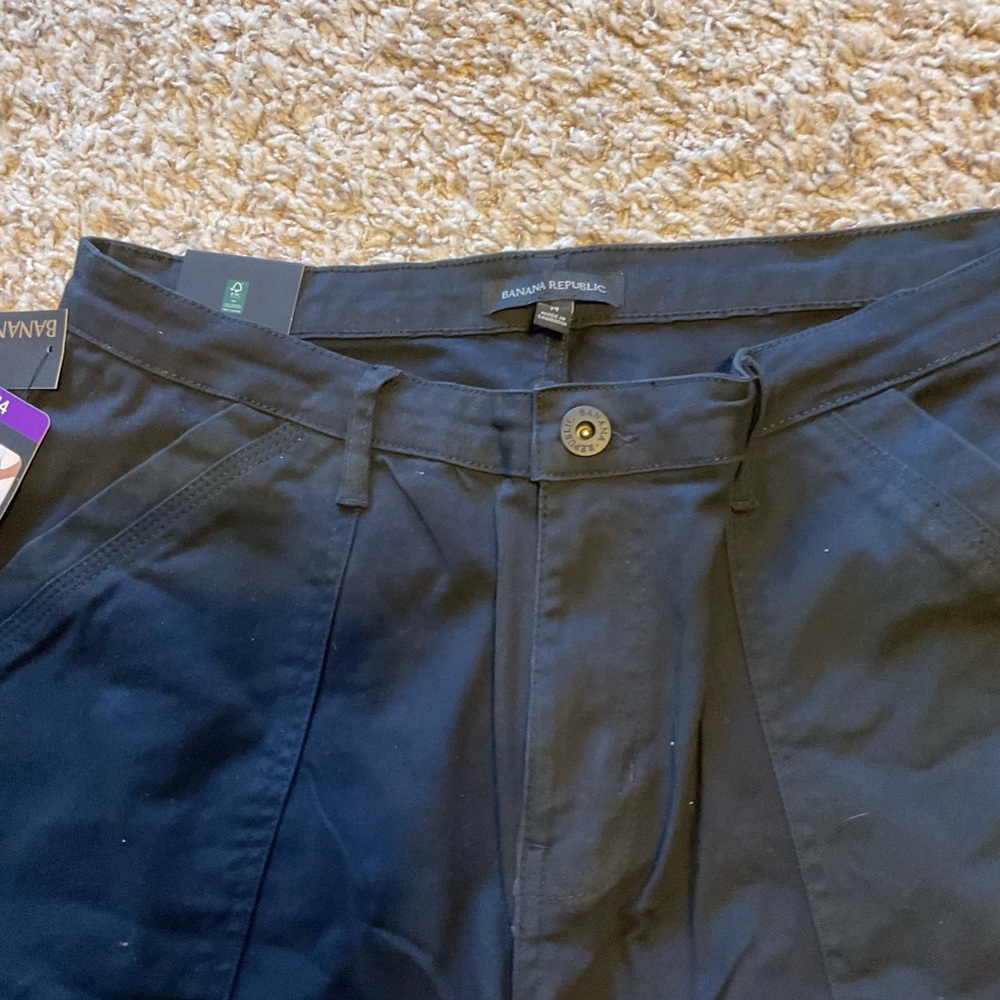 Banana Republic Black Cargo Pants - Picture 4 of 7